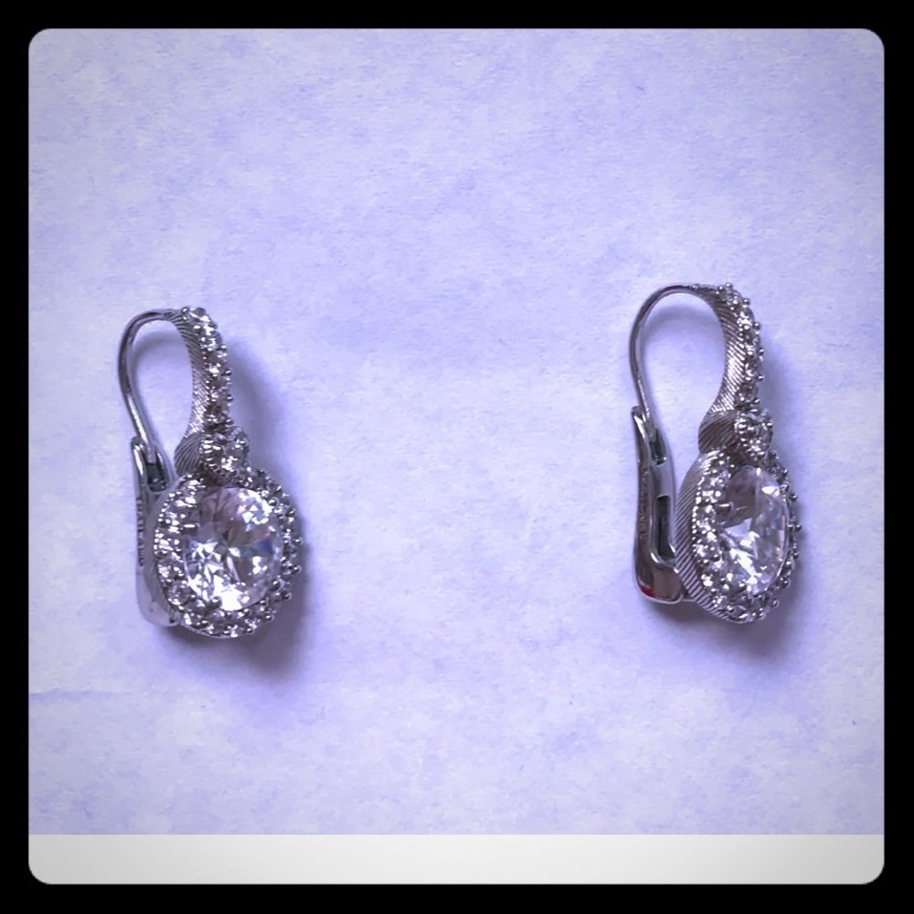 SOLD 🦋🐳🐠🐡🦚Judith Ripka earrings